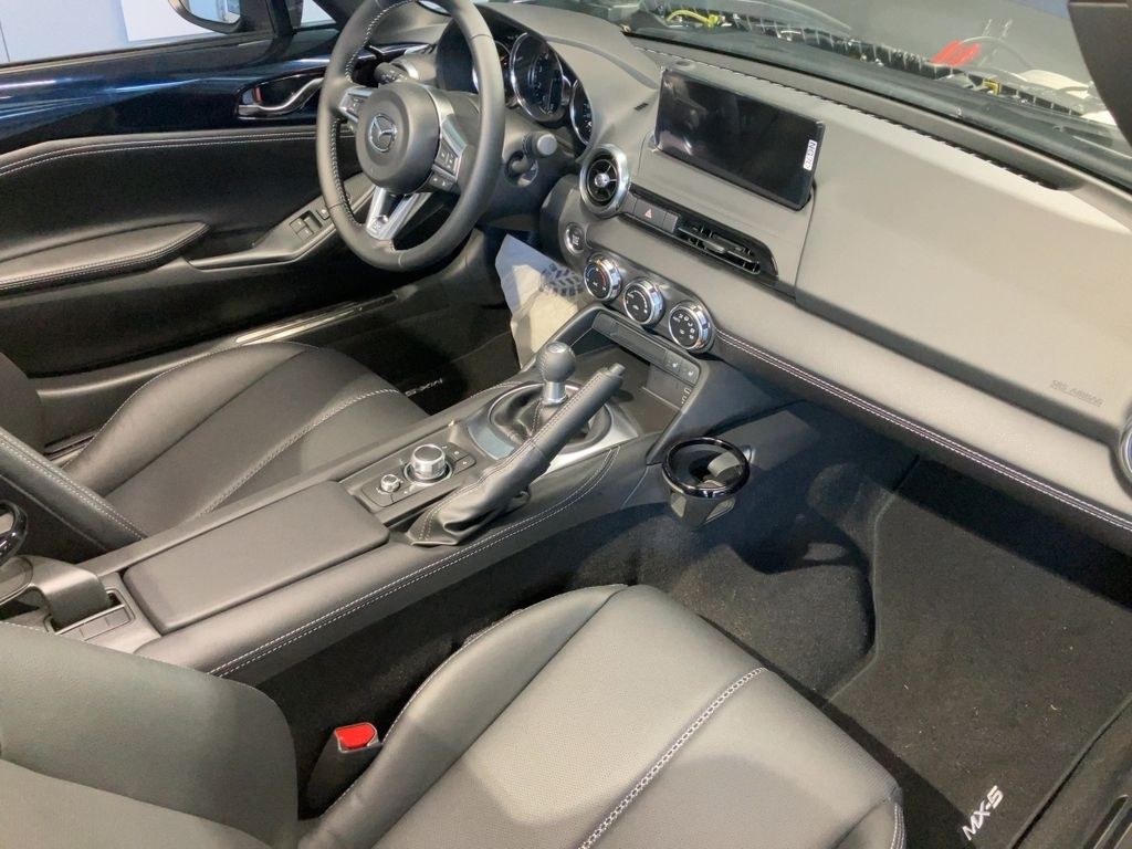 Mazda MX-5 2025