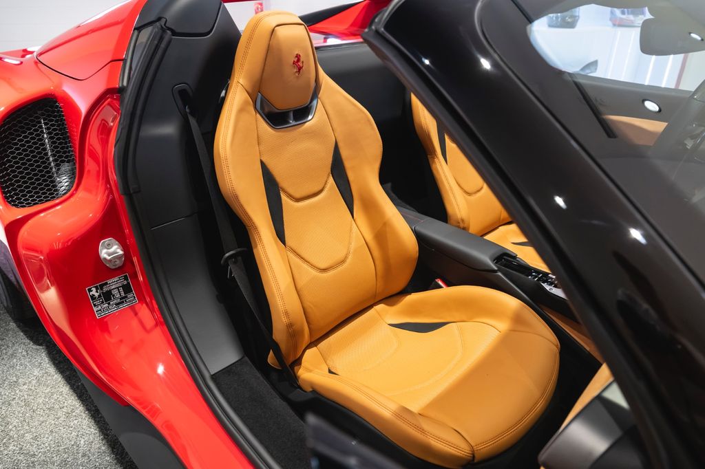 Ferrari 296 GTS 2025