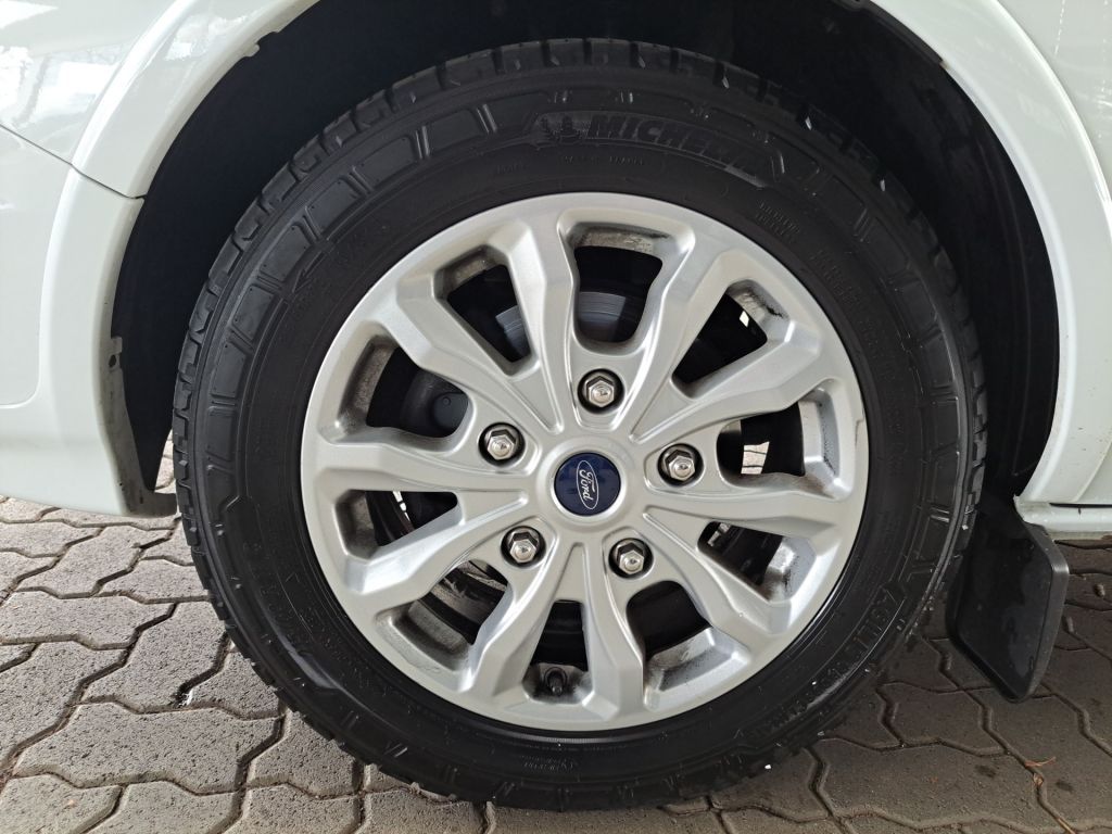 Ford Tourneo Custom 2022