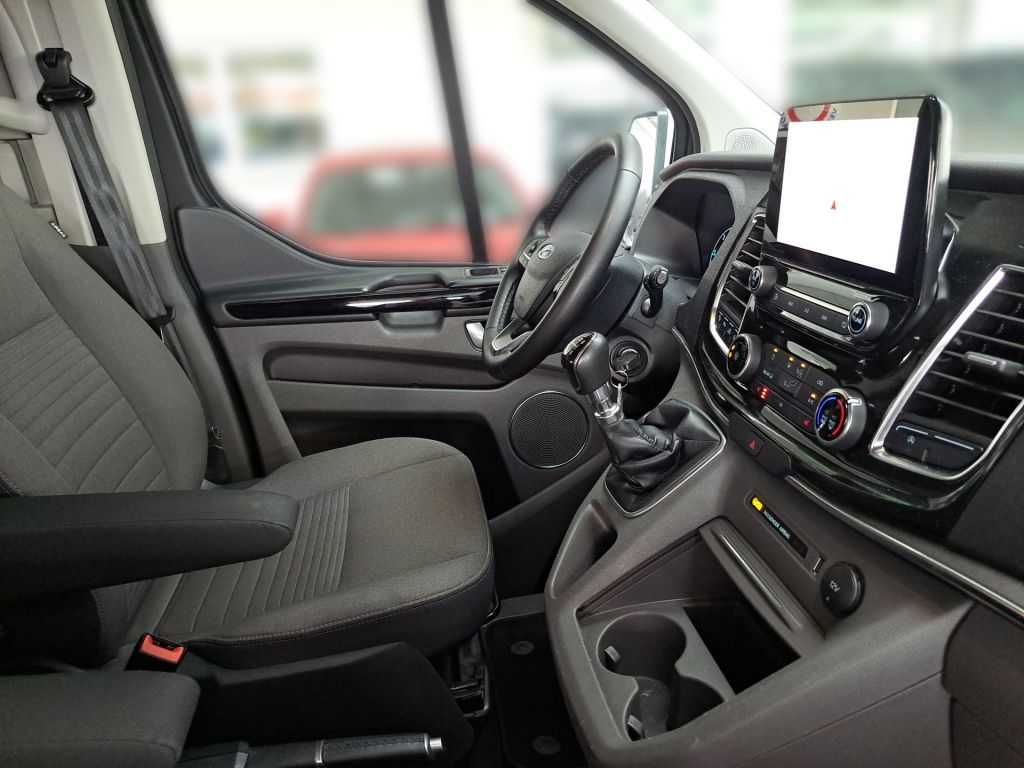Ford Tourneo Custom 2022