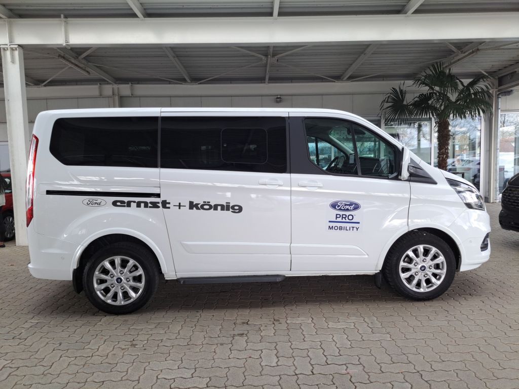 Ford Tourneo Custom 2022