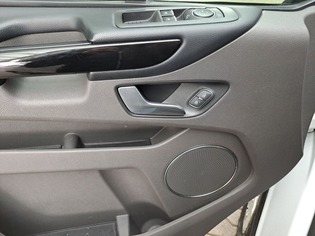 Ford Tourneo Custom 2022