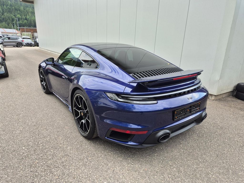 Porsche 992 2025