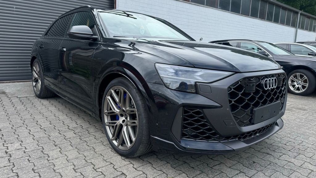 Audi RSQ8 2025