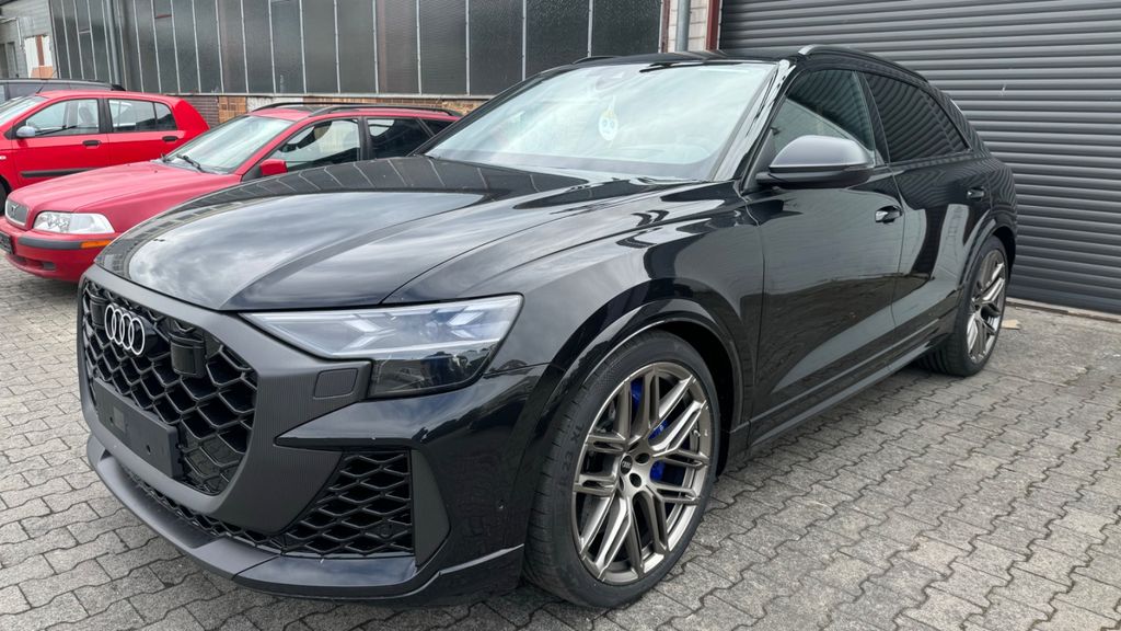Audi RSQ8 2025