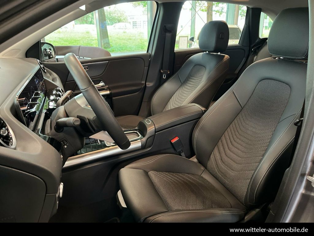 Mercedes-Benz B 220 2024