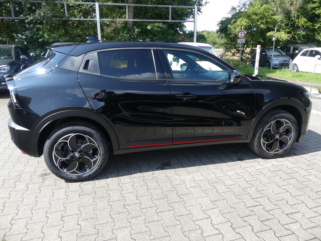 Alfa Romeo Junior 2025