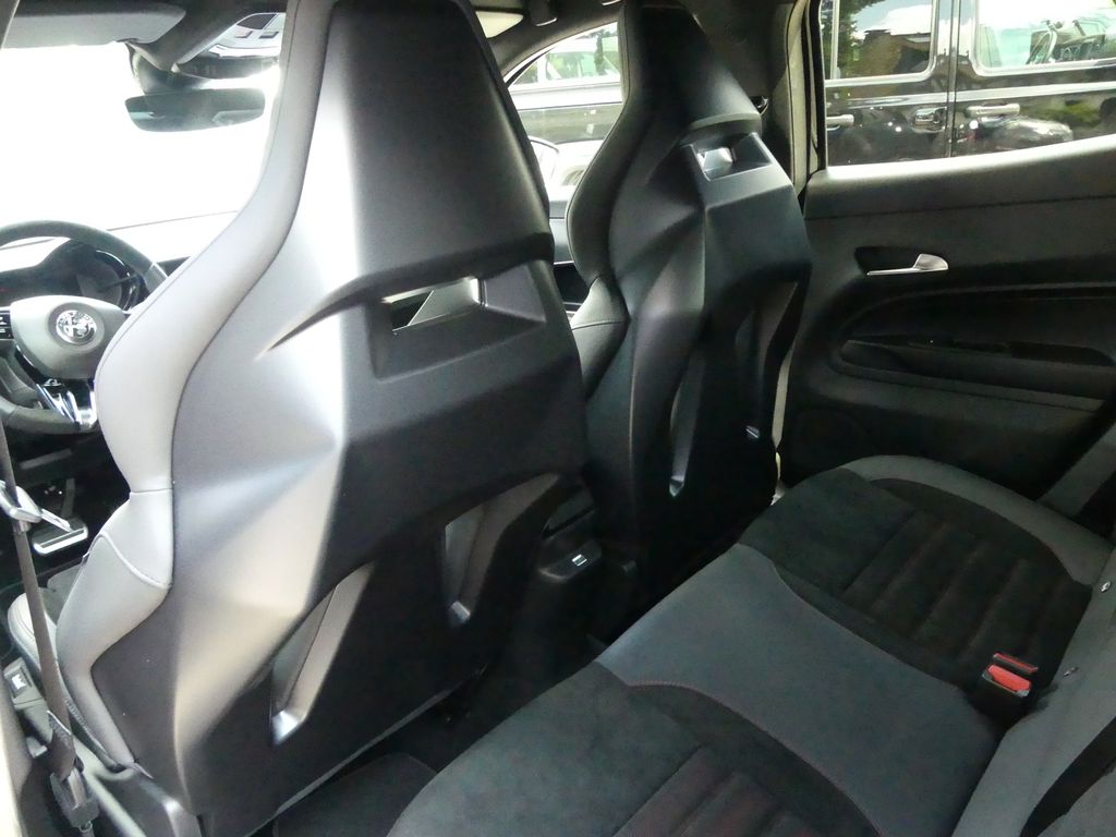 Alfa Romeo Junior 2025