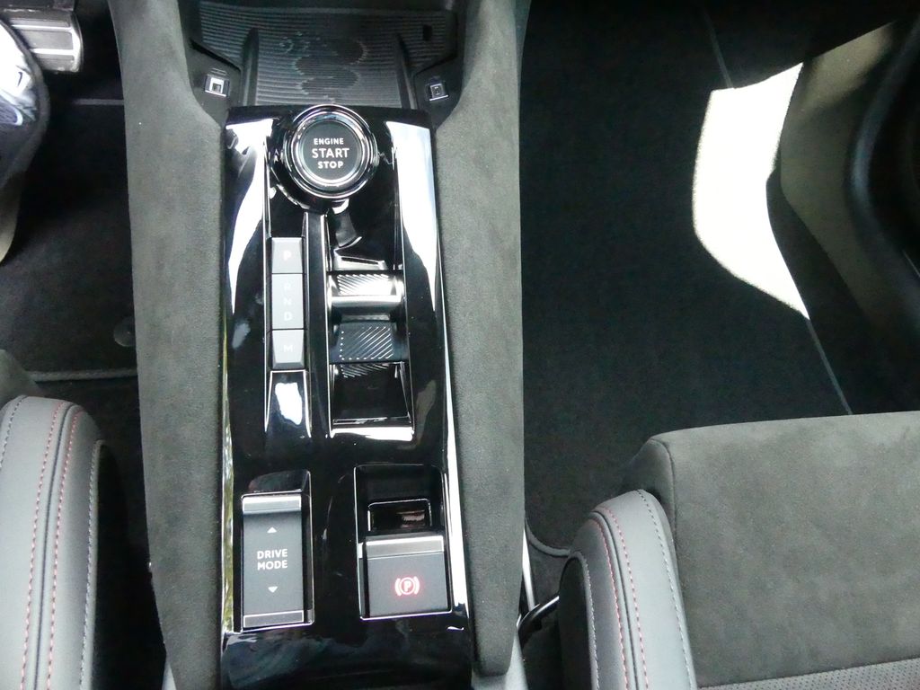 Alfa Romeo Junior 2025