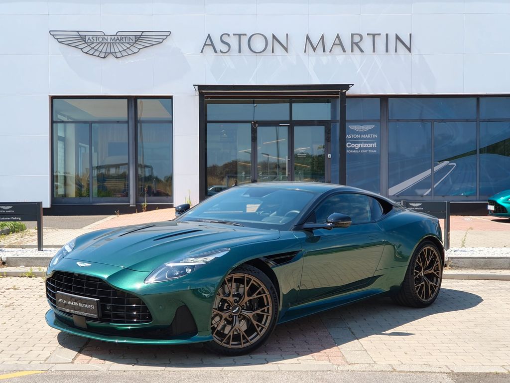 Aston Martin DB12 2025