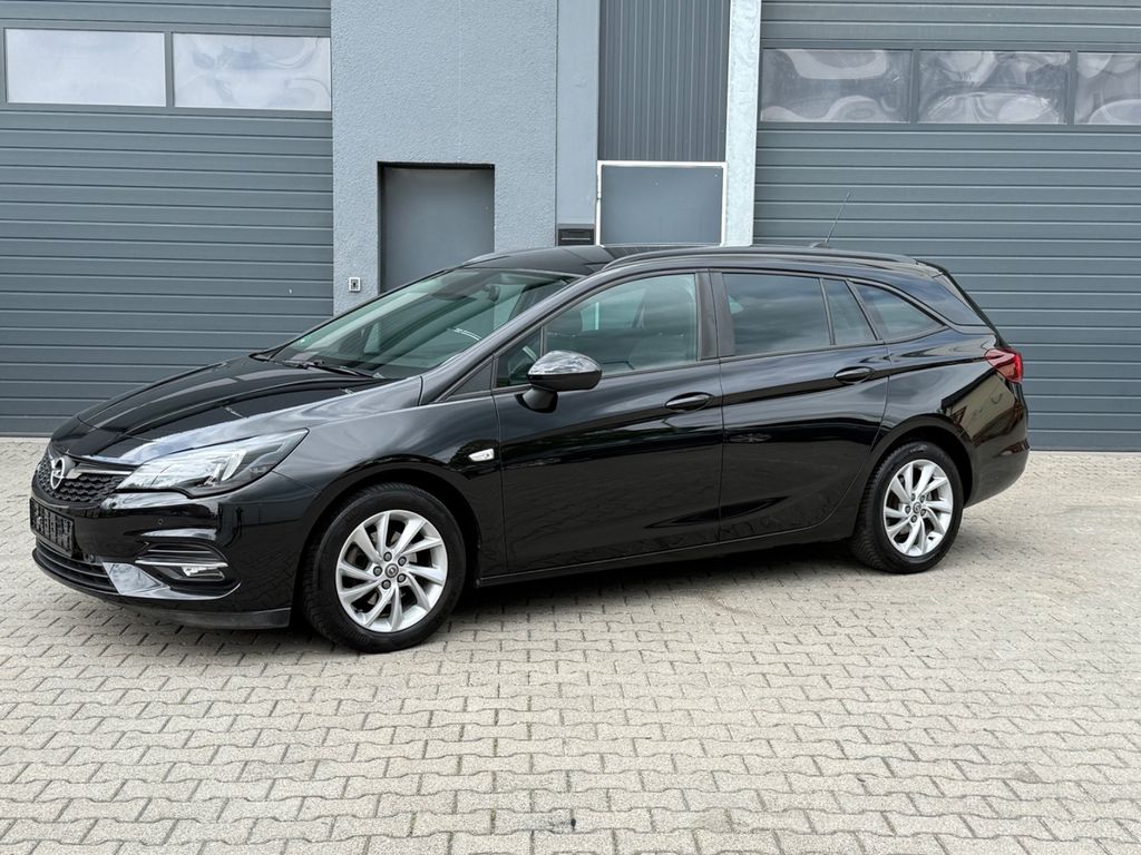 Opel Astra 2023