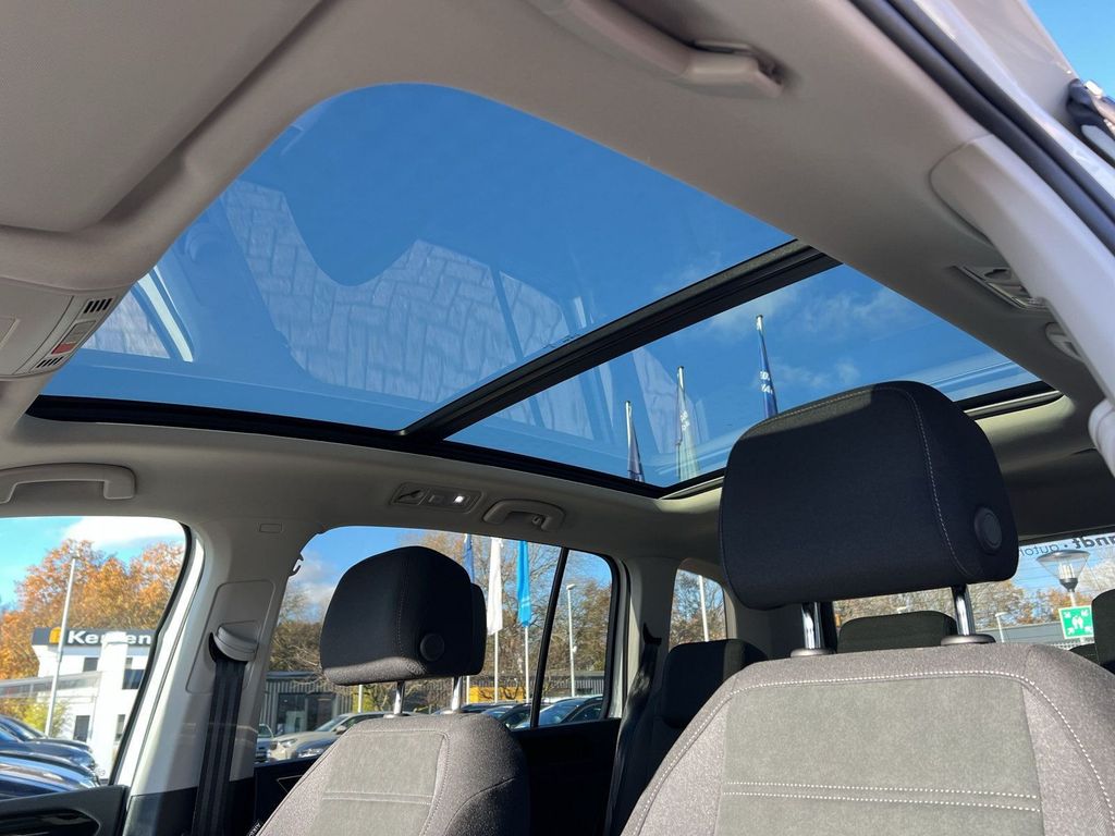 Volkswagen Touran 2025