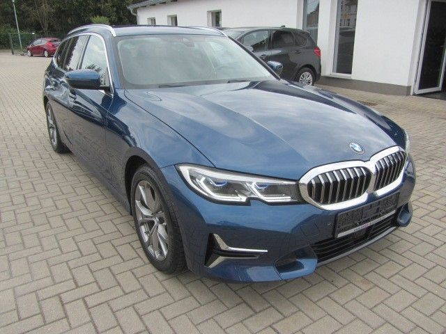 BMW 320 2021