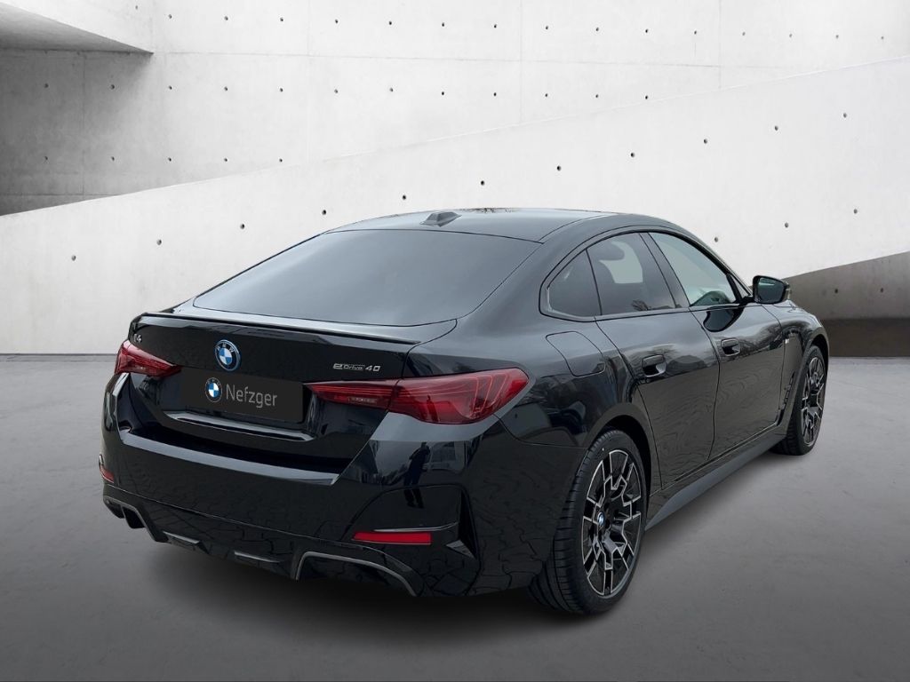 BMW i4 2025