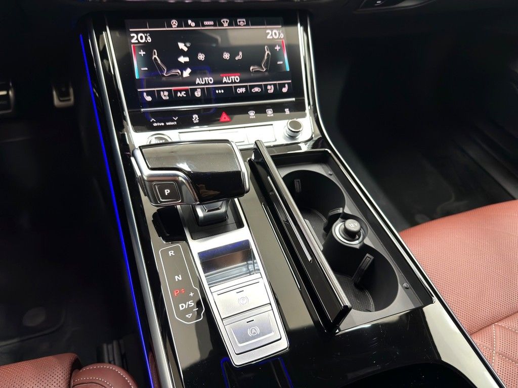 Audi A8 2022