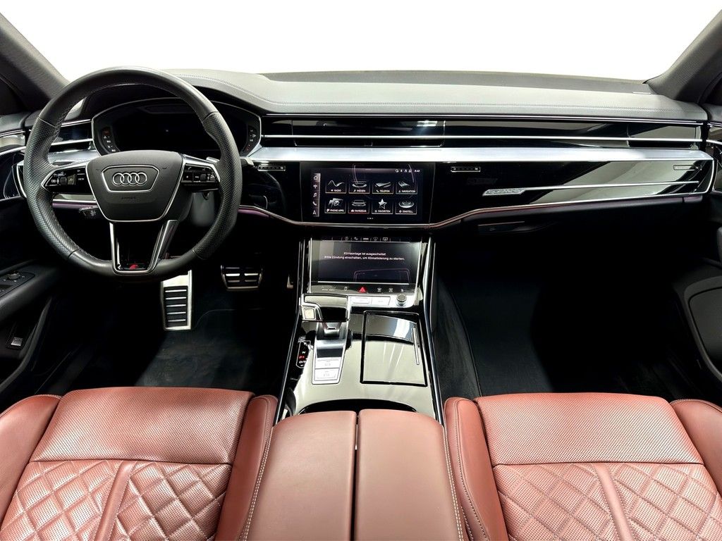 Audi A8 2022