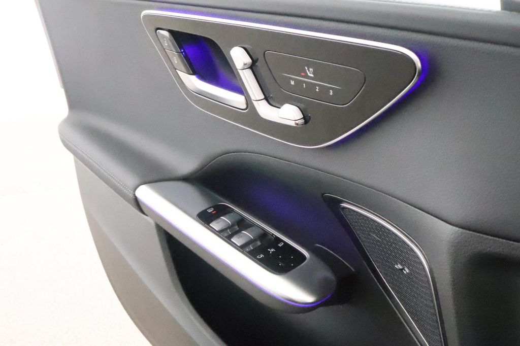 Mercedes-Benz C 220 2025