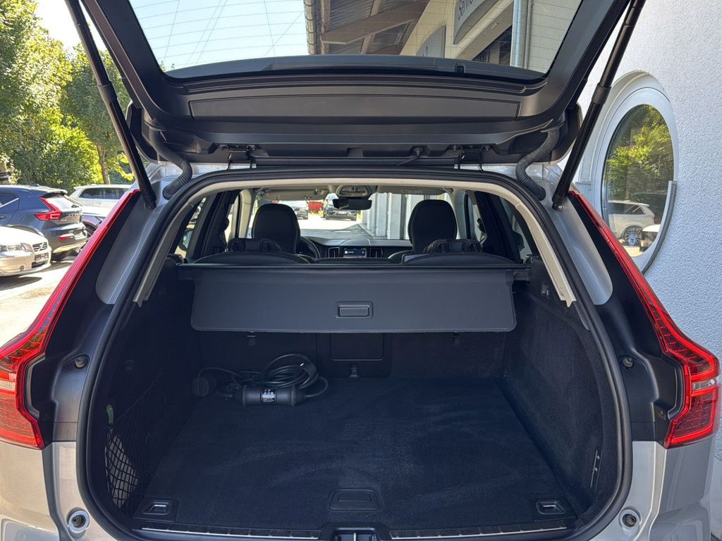Volvo XC60 2022