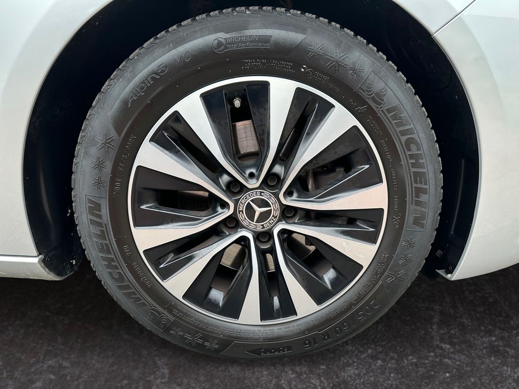 Mercedes-Benz B 200 2020