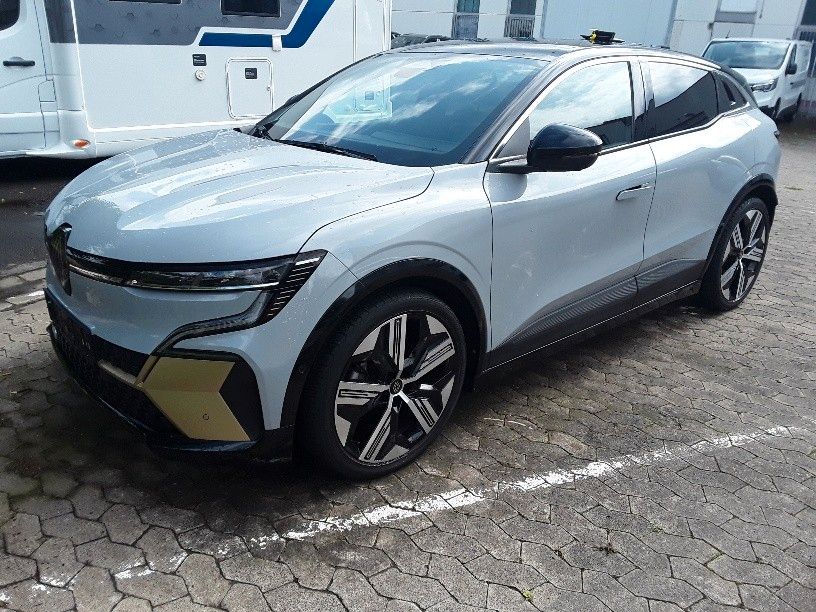 Renault Megane E-TECH 2022