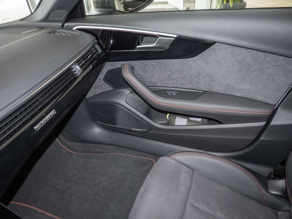 Audi A4 2024