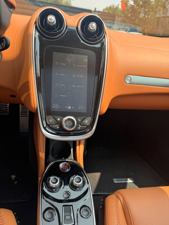 McLaren GT 2021