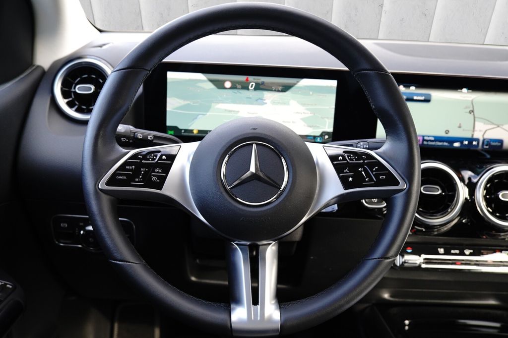 Mercedes-Benz B 180 2024