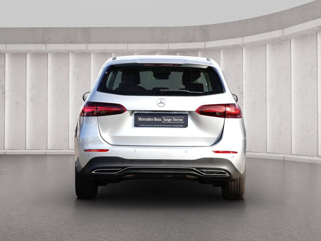 Mercedes-Benz B 180 2024