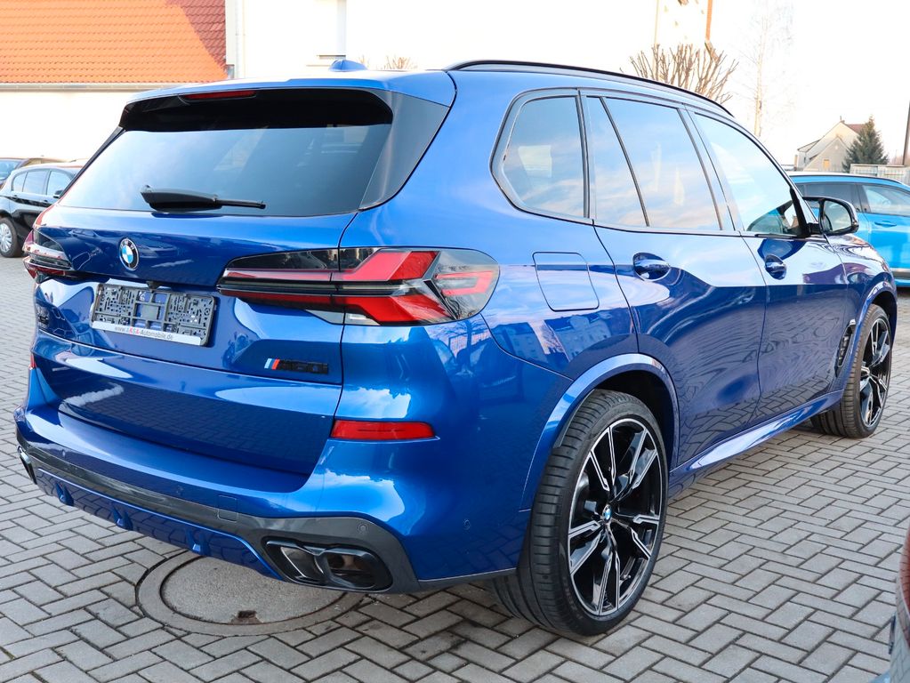 BMW X5 M60 2023