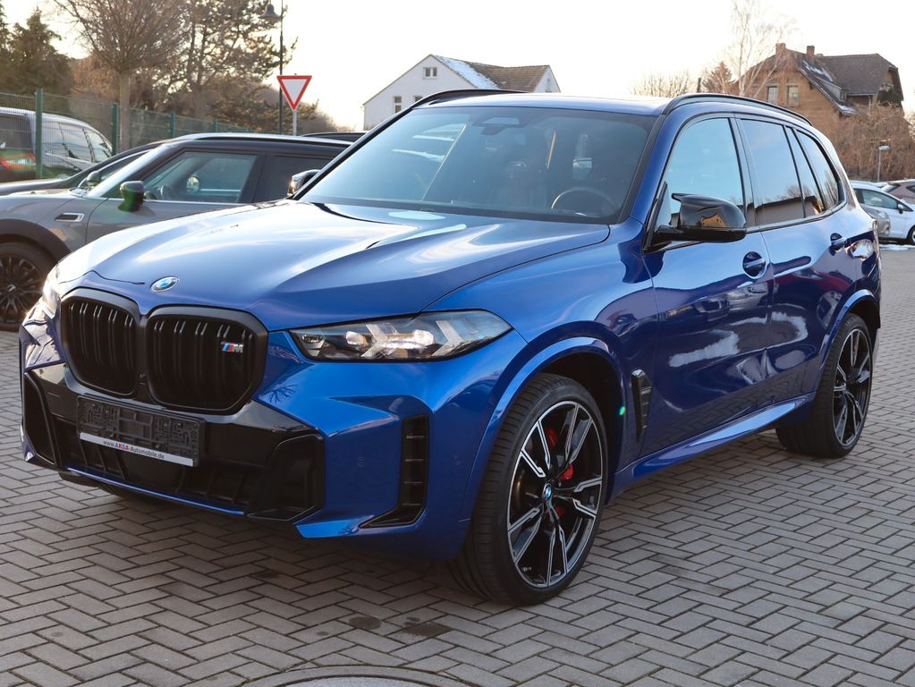BMW X5 M60 2023