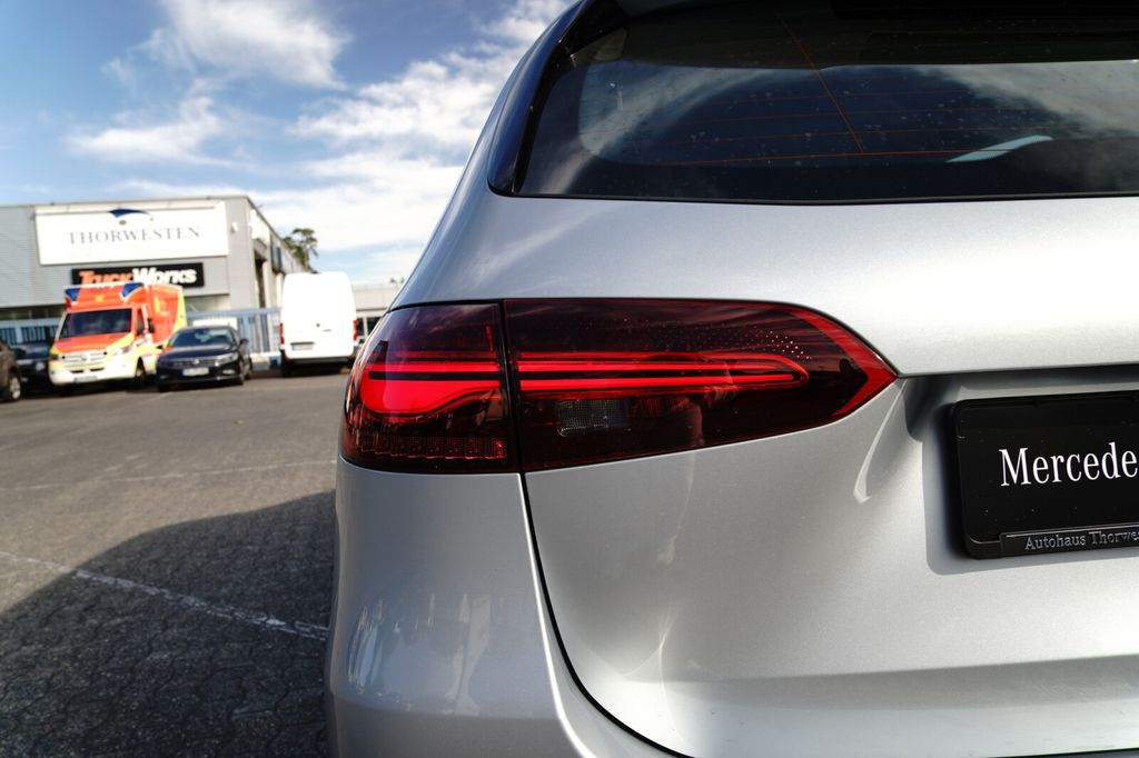 Mercedes-Benz B 180 2024