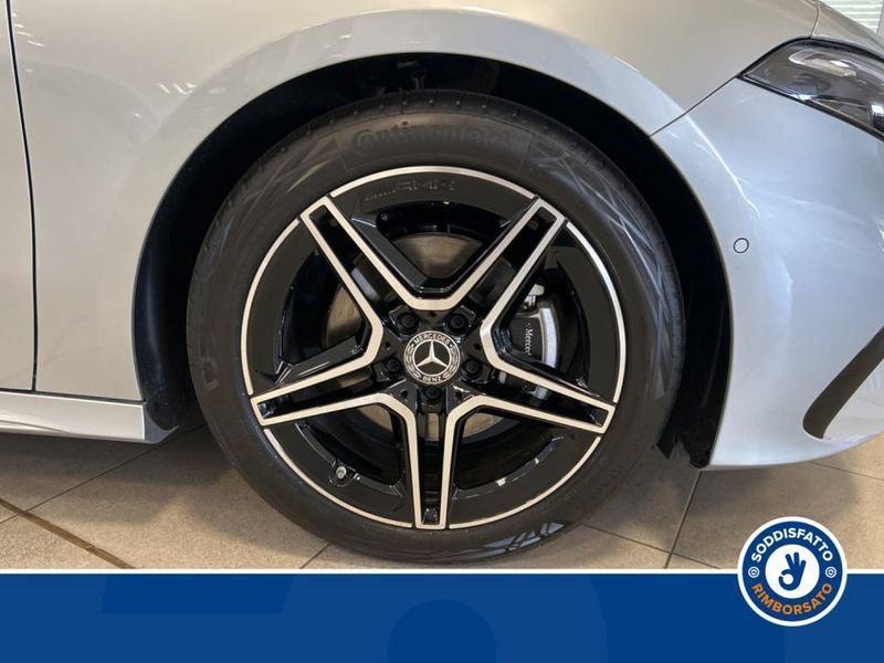 Mercedes-Benz A 180 2025
