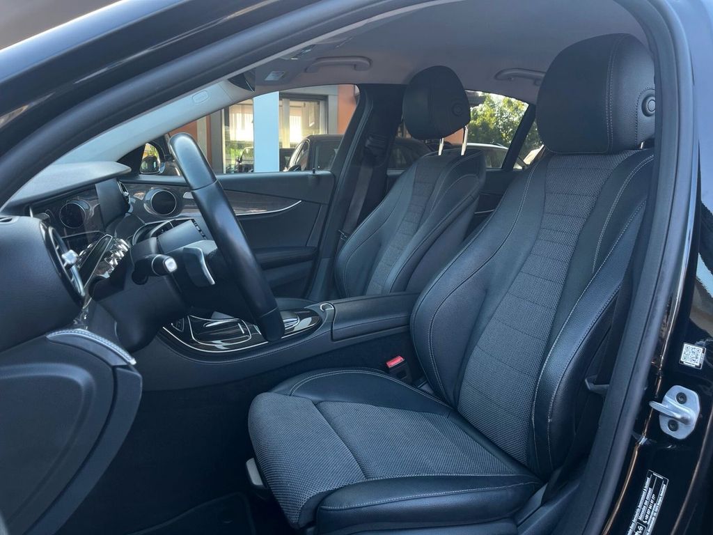 Mercedes-Benz E 300 2021