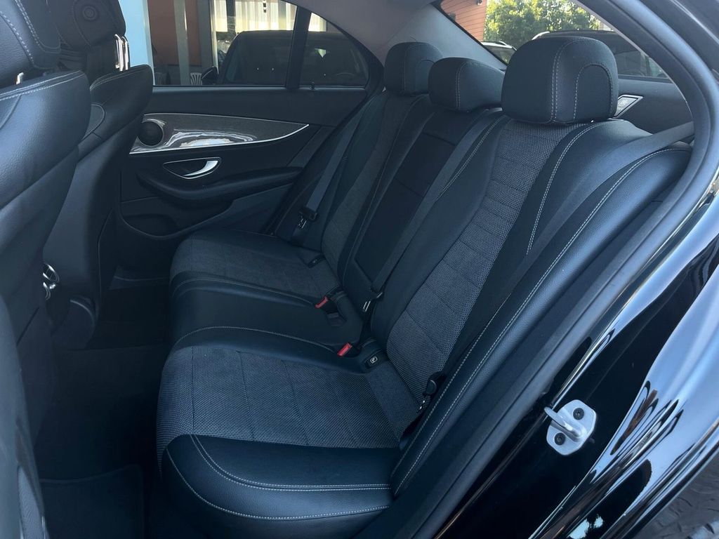 Mercedes-Benz E 300 2021