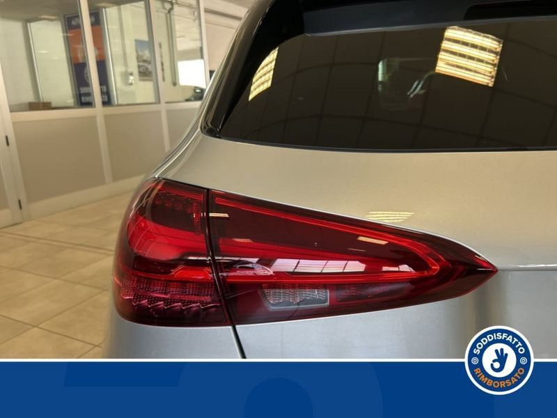 Mercedes-Benz A 180 2025