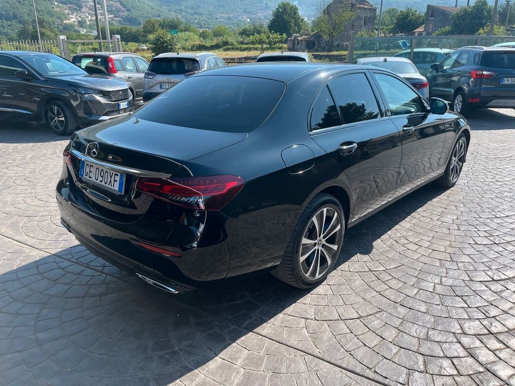 Mercedes-Benz E 300 2021