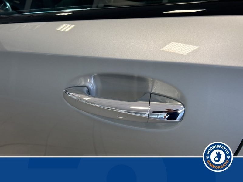 Mercedes-Benz A 180 2025