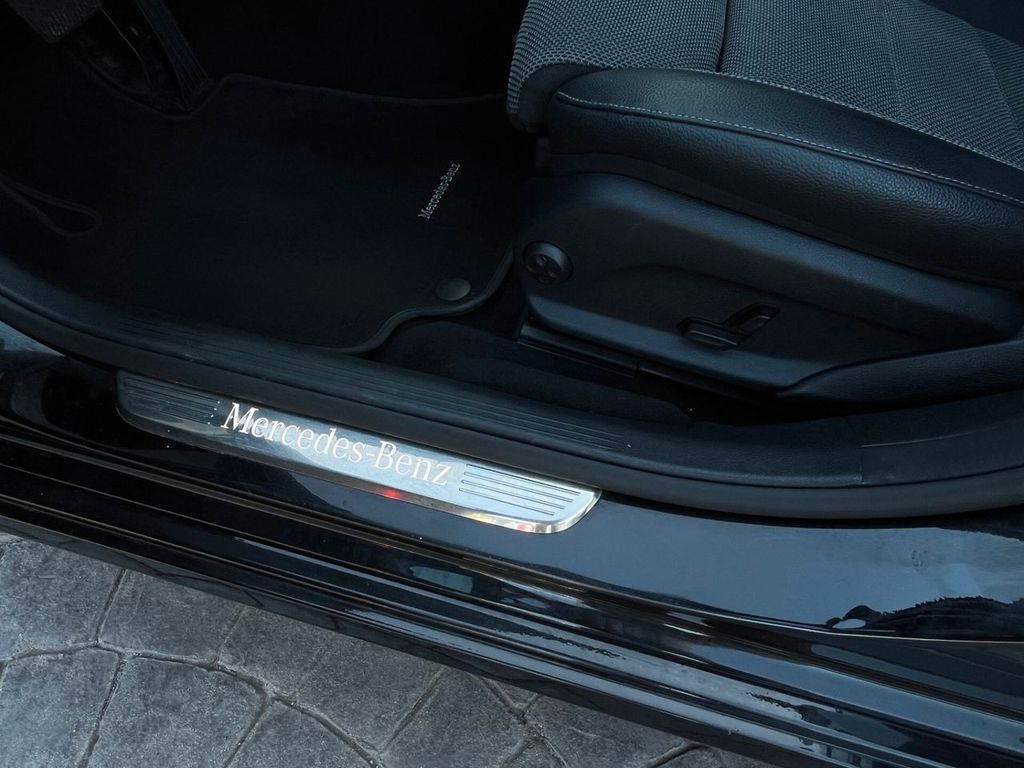 Mercedes-Benz E 300 2021