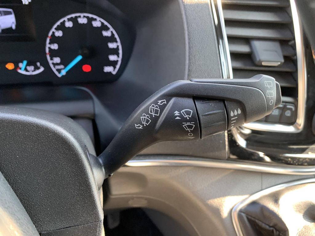 Ford Tourneo Custom 2023