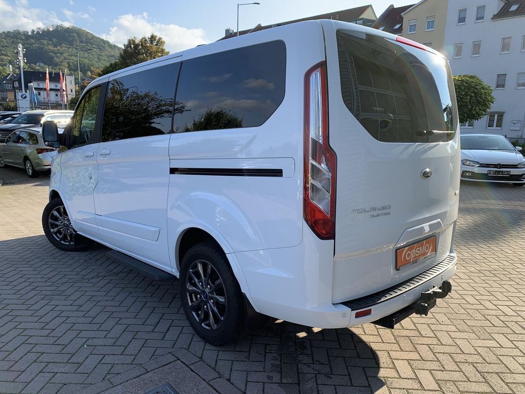 Ford Tourneo Custom 2023