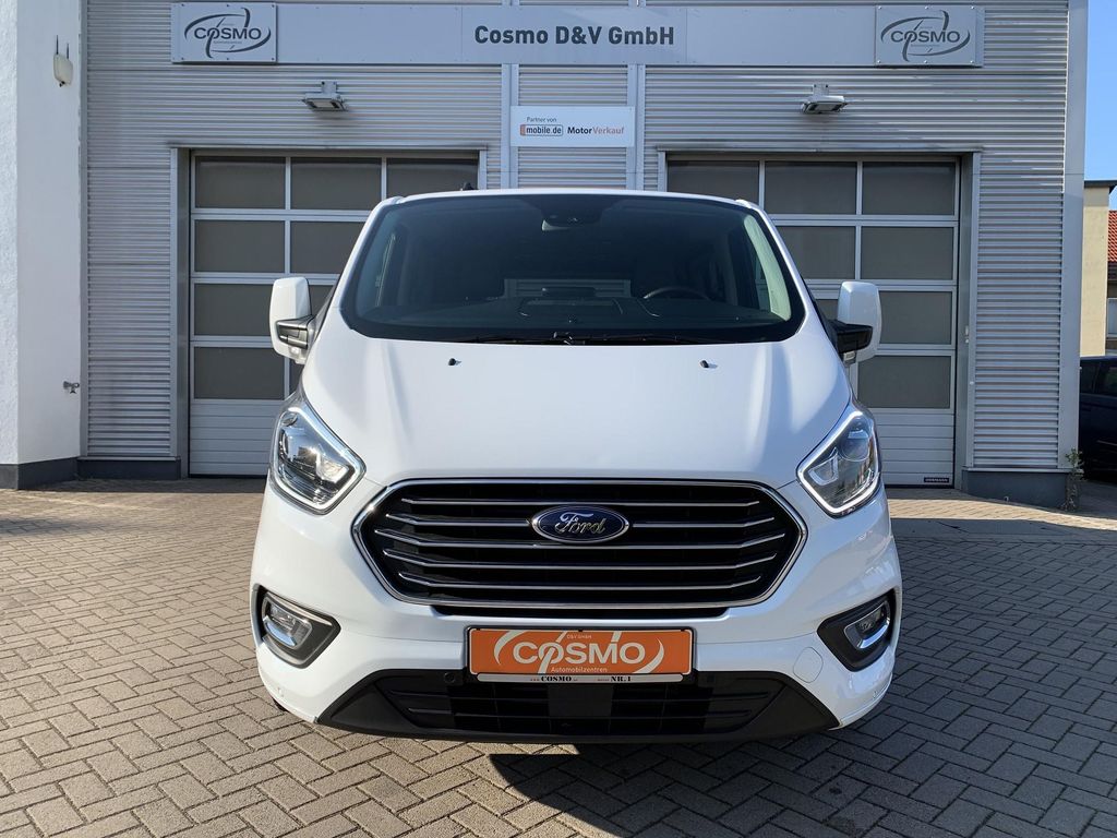 Ford Tourneo Custom 2023