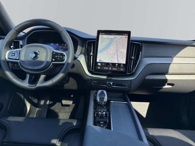 Volvo XC60 2025