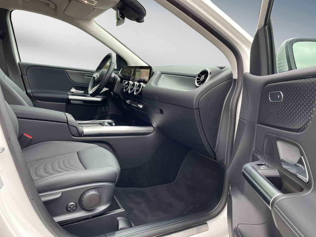 Mercedes-Benz B 250 2024