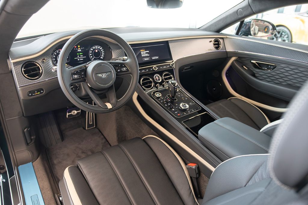 Bentley Continental GT 2025