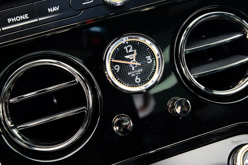 Bentley Continental GT 2025