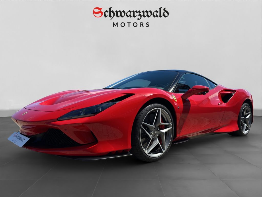 Ferrari F8 2021