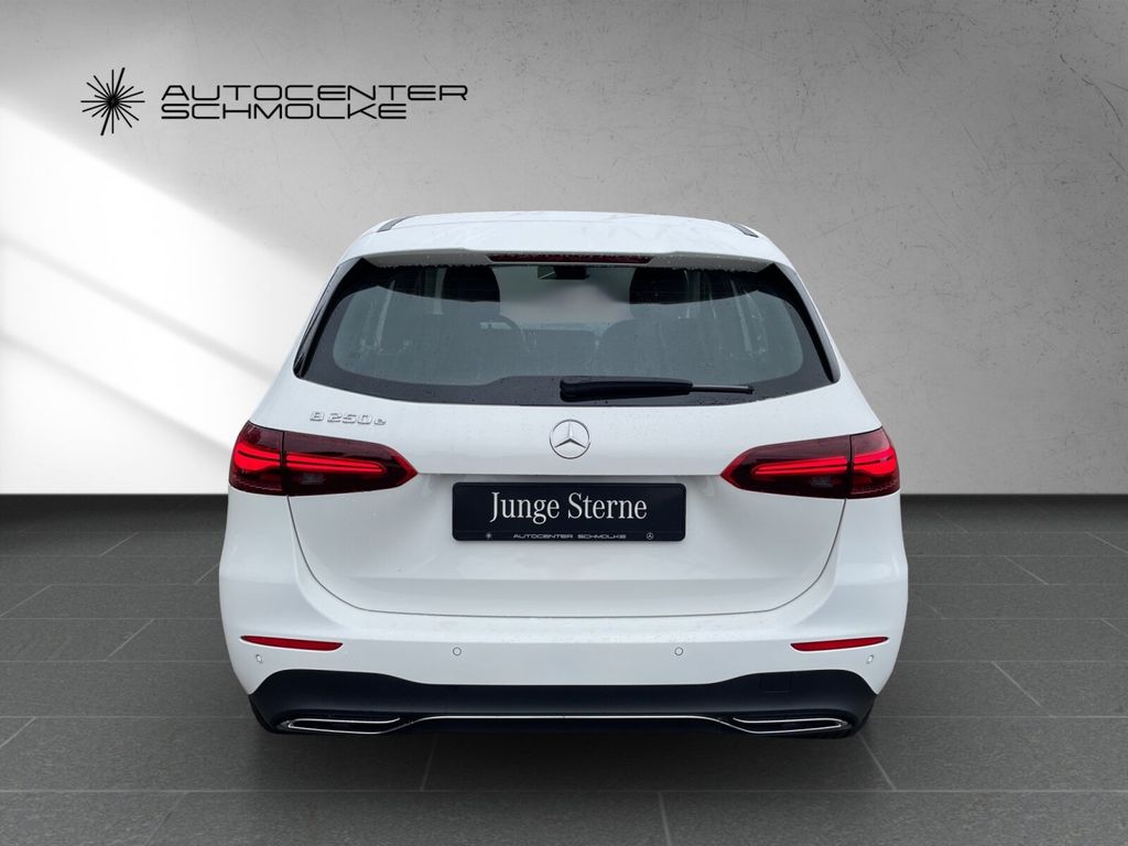 Mercedes-Benz B 250 2024