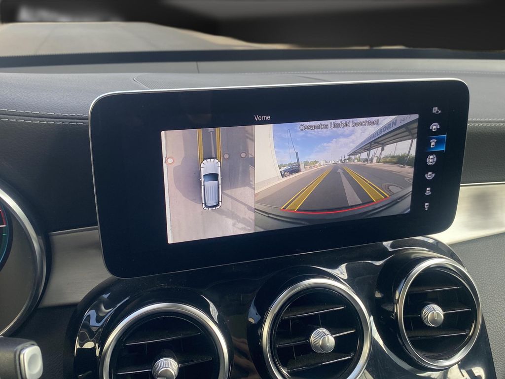Mercedes-Benz GLC 300 2022