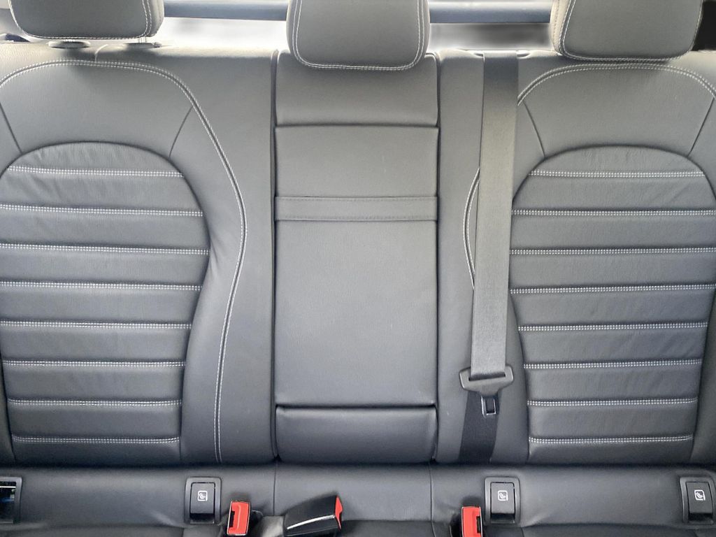 Mercedes-Benz GLC 300 2022