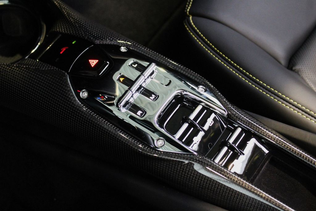 Ferrari 296 GTS 2024